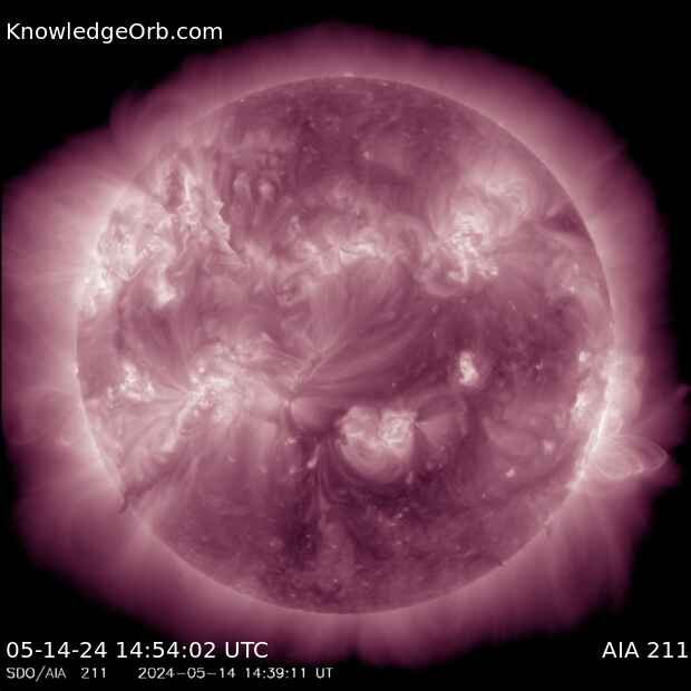 SDO AIA 211 Solar image